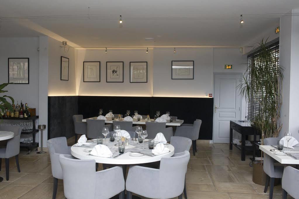 Hotel Restaurant Des Remparts 쇼몽 외부 사진